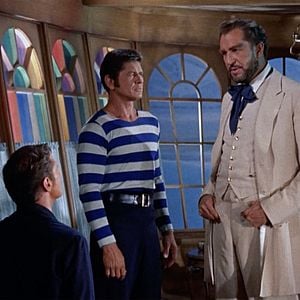 Foto Robur, o Conquistador do Mundo