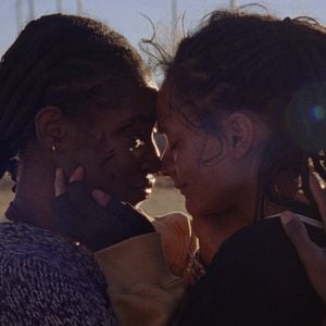 Foto How To Blow Up A Pipeline