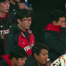 Foto Full Count - Beisebol Coreano