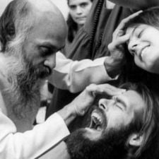 Foto Como Se Tornar um Líder de Seita