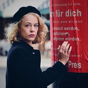 Foto Stella: Vítima e Culpada