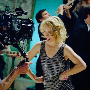 Foto Stella: Vítima e Culpada