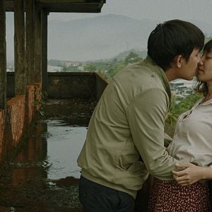 Foto Dentro do Casulo Amarelo