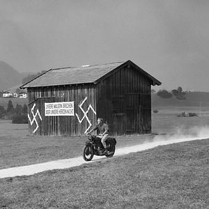 Foto Fugindo do Inferno