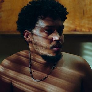 Foto Estranho Caminho