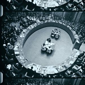 Foto Não-Alinhados: Cenas dos Rolos de Labudović