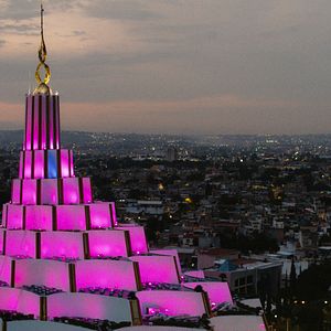 Foto Escândalos na Igreja A Luz do Mundo