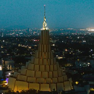 Foto Escândalos na Igreja A Luz do Mundo