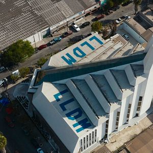 Foto Escândalos na Igreja A Luz do Mundo