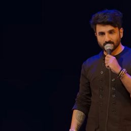 Foto Vir Das: Pelo Mundo