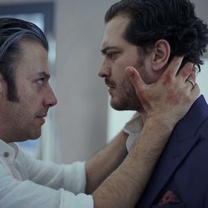 Foto O Famoso Alfaiate