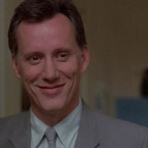 Foto Um Policial Acima da Lei