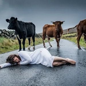 Foto A Mulher na Parede