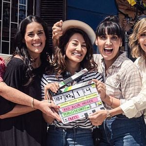 Foto Solteira, Casada, Viúva e Divorciada