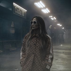 Foto Esta Sou Eu... Agora: Uma História de Amor