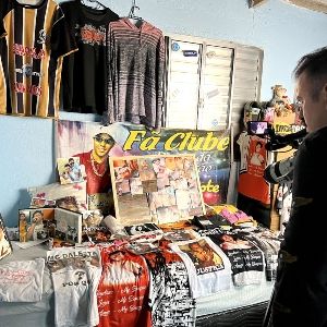 Foto MC Daleste – Mataram o Pobre Loco