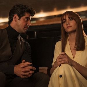 Foto Uma Parede Entre Nós