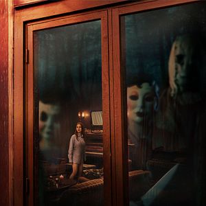 Foto Os Estranhos: Capítulo 1