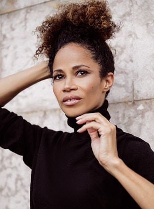 Pôster de Imperfect Women