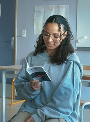 Pôster de Escrevendo a Vida - Annie Ernaux Pelos Olhos dos Estudantes