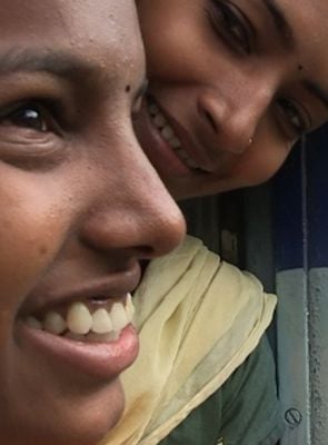 Pôster de  Duas Irmãs