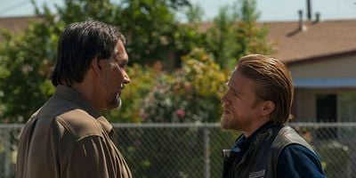 Pôster de To Thine Own Self