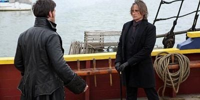 Pôster de The Outsider