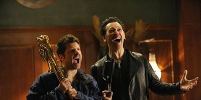 Pôster de 100 Clues