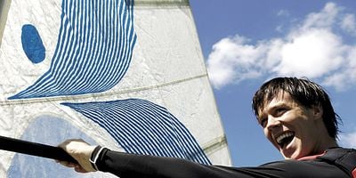 Pôster de The Camera Never Lies