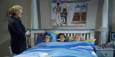 Pôster de Under the Weather