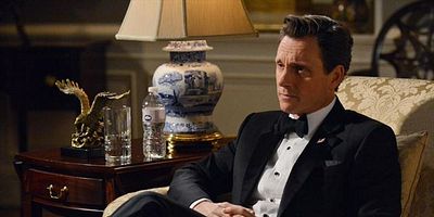 Pôster de We Do Not Touch the First Ladies