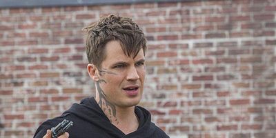 Pôster de Passion Lends Them Power