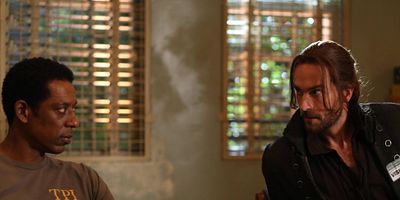 Pôster de Root of All Evil