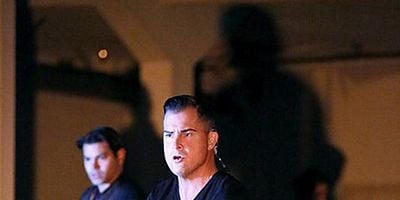 Pôster de The Greater Good