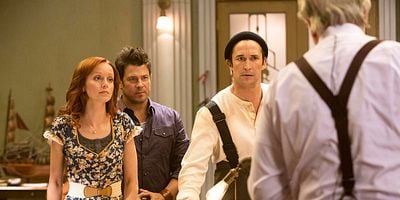 Pôster de And the Apple of Discord