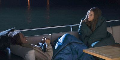 Pôster de We All Fall Down