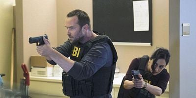 Pôster de Condone Untidiest Thefts