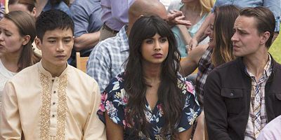 Pôster de What We Owe To Eachother