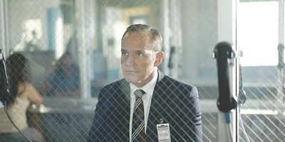 Pôster de Let Me Stand Next to Your Fire