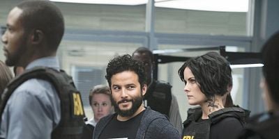 Pôster de Resolves Eleven Myths