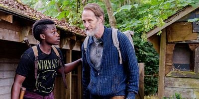 Pôster de Stay Away