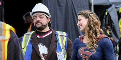 Pôster de Supergirl Lives