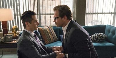 Pôster de It's Classified