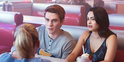 Pôster de Chapter Eight: The Outsiders