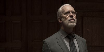 Pôster de What Family Actually Means