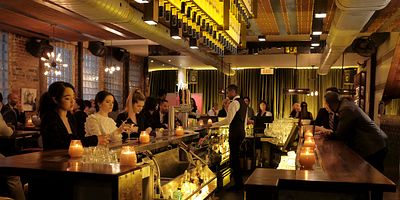 Pôster de The End of the Beginning