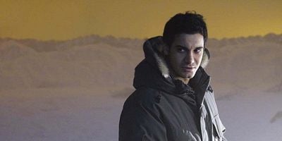 Pôster de More Extinction