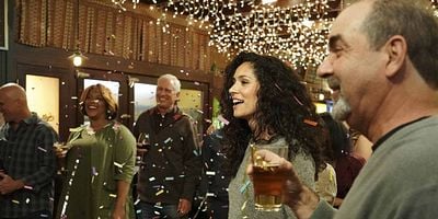 Pôster de An Even Bigger Surprise