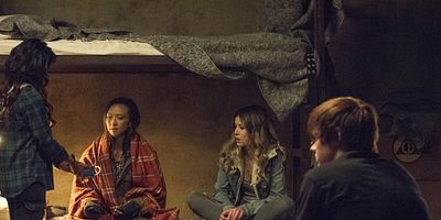 Pôster de Trust Issues