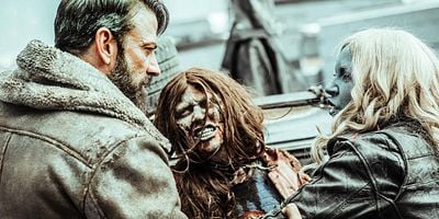 Pôster de A New Mission: Keep Moving